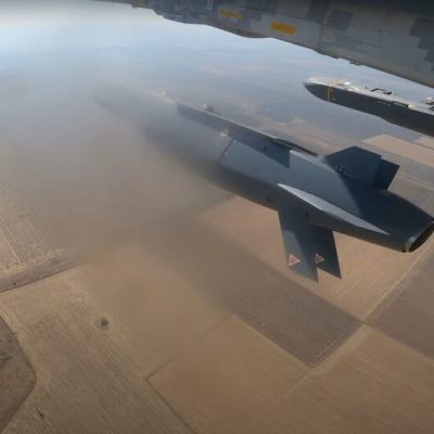 INTERNACIONAL: De misiles a microondas: la guerra invisible que llevamos en el bolsillo.