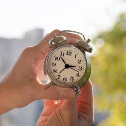 Cambio de hora: cómo preparar el organismo para adaptarse al nuevo horario.
