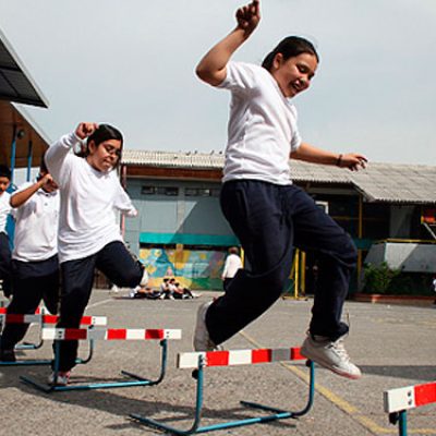 Promulgan ley que moverá a los colegios de Chile: 60 minutos diarios de deporte ya son obligatorios.