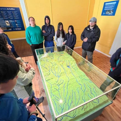 El Museo del agua Bullileo impulsa la educación ambiental, combina turismo con aprendizaje en terreno.