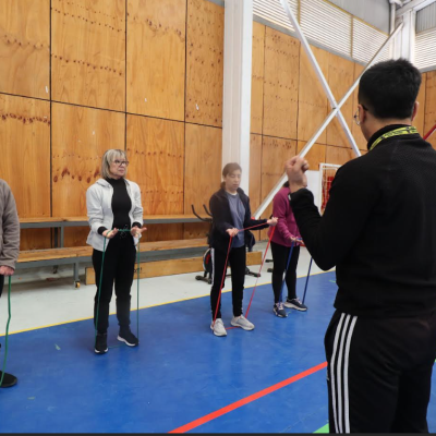 “Envejecimiento activo”, programa que fomenta la autonomía de personas mayores más allá de actividad física.