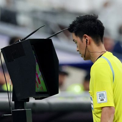 ¿Por qué FIFA quiere un VAR más poderoso en  Mundial 2026? Ampliaría revisión a corner y 2da. tarjeta amarilla.