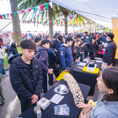 Más de 5 mil escolares vivieron experiencia universitaria en Abre Puertas en la UTalca.