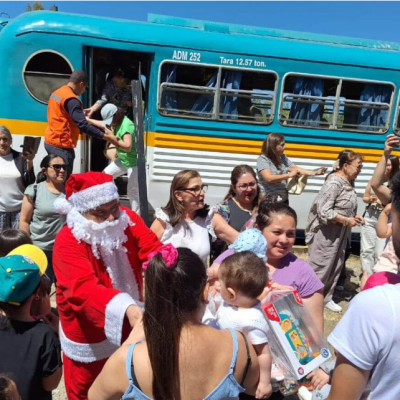 Tren de Navidad: Se inicia campaña de recolección de juguetes para niños y niñas del Ramal Talca-Constitución.