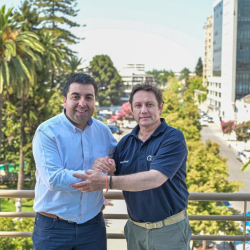 Maule: Gobernador y alcalde de San Javier  revisan avances en programas y proyectos de la comuna.