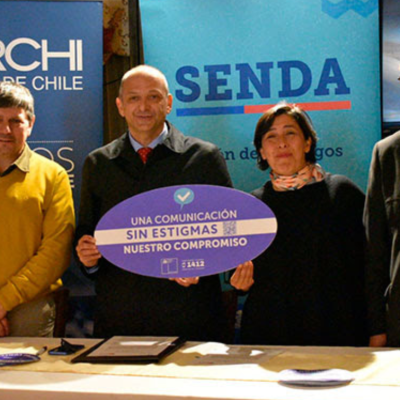 ARCHI firma convenio con SENDA para promover la comunicación sin estigmas sobre alcoholismo y otras drogas.