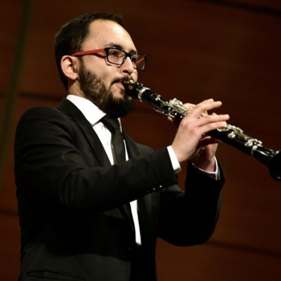 CULTURA: Felipe Fuentealba regresa al TRM con una joya para clarinete y orquesta.