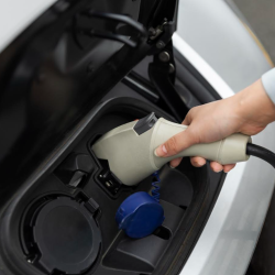 Innovadora tecnología para reutilizar baterías de electromovilidad y reducir su impacto ambiental.