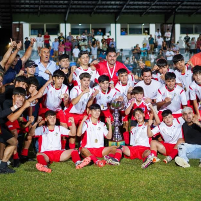 DEPORTES: Parral se coronó campeón de la Copa Nacional de Fútbol, FENFUR, sub 17.