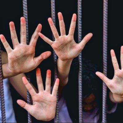 Esclavitud moderna: Analizan trata de personas en el Maule, tras la desarticulación de una banda.