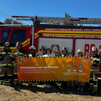 Bomberos de Chile y Colbún S.A. refuerzan la seguridad en canales de regadío y devolución en el Maule.