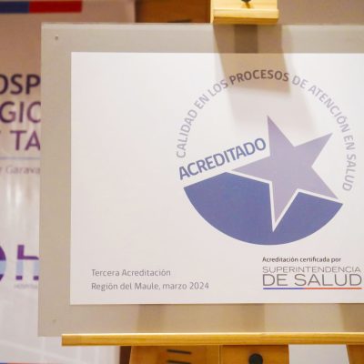 SALUD: Hospital Regional de Talca recibió la placa oficial de su tercera Acreditación.